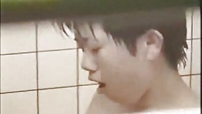 소년은 겨우 꽉 십대 엉덩이를 입력